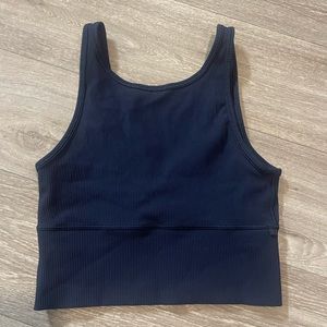 Lululemon crop top